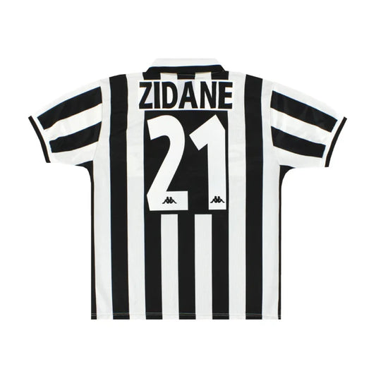 2015-16 Juventus FC Home Kit